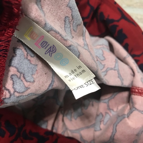LuLaRoe leggings OS NWOT buffalo blue red - Picture 3 of 3